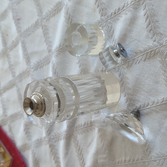 Perfume bottle set - Picture 3 of 3